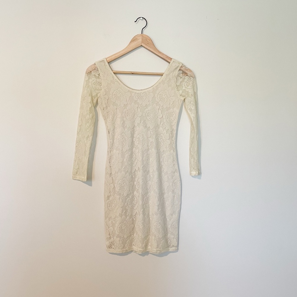 Hollister Cream Lace BodyCon Mini Dress NWT!